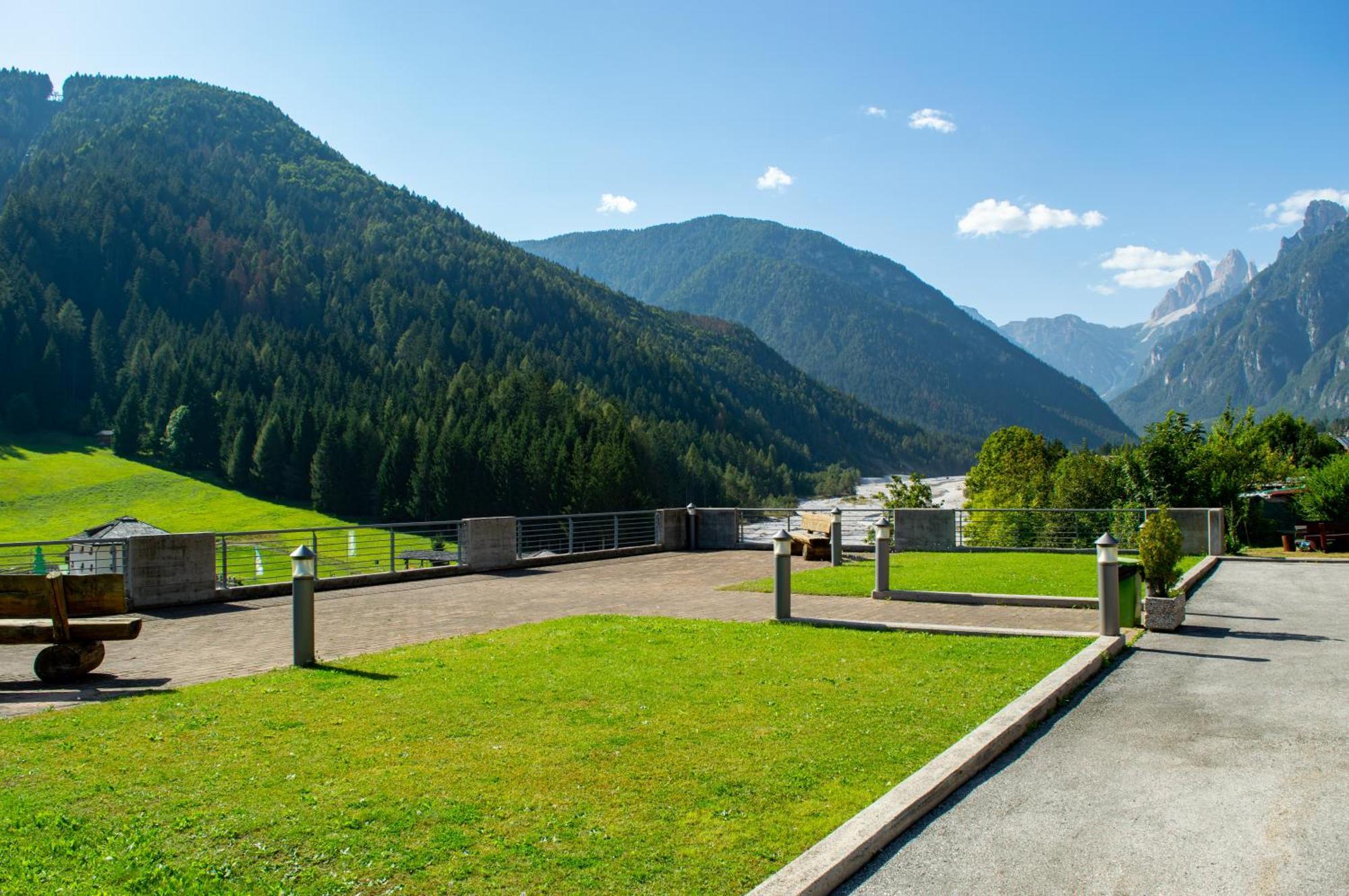 Hotel Serena - Tre Cime Views Ауронцо-ди-Кадоре Экстерьер фото