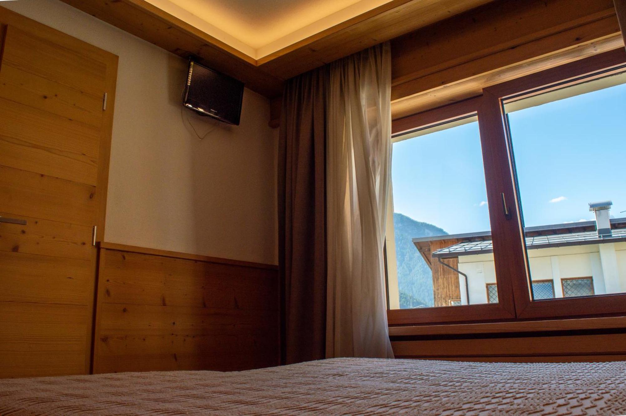Hotel Serena - Tre Cime Views Ауронцо-ди-Кадоре Экстерьер фото